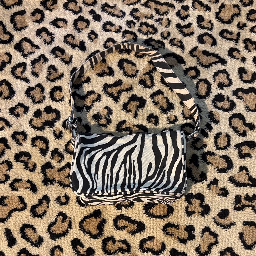 Brandy melville shoulder bag